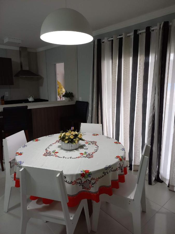 Apartamento Familiar No Centro De Pomerode. Bagian luar foto