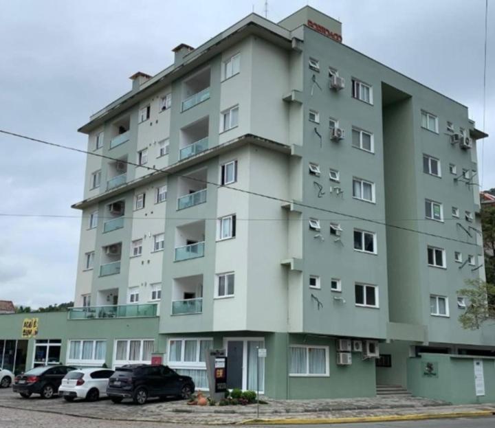 Apartamento Familiar No Centro De Pomerode. Bagian luar foto